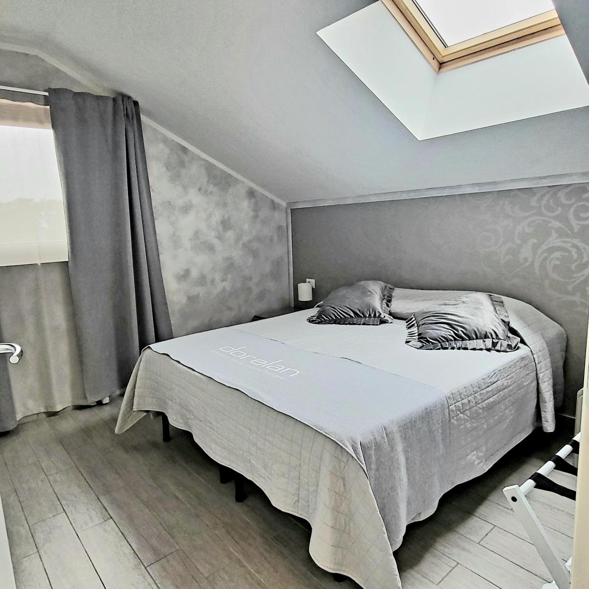 Illuvia Affitto Camere コルナレード 部屋 写真