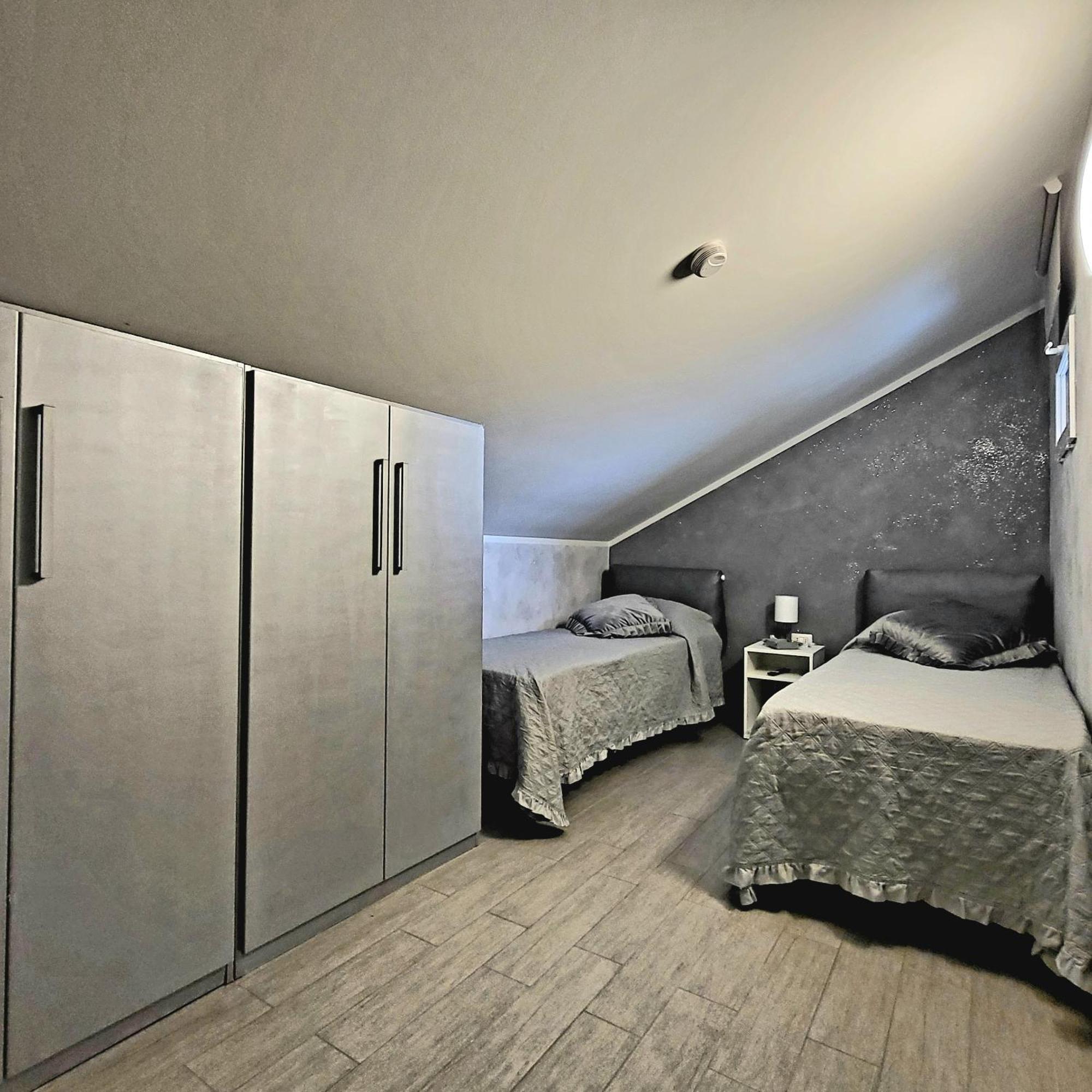 Illuvia Affitto Camere コルナレード 部屋 写真